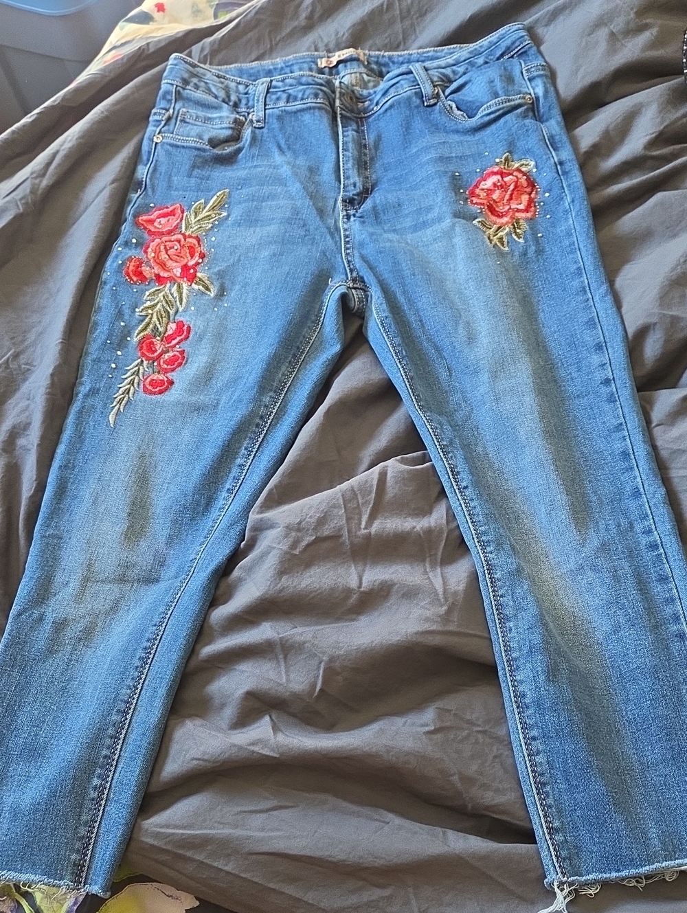 Blue Women’s Embroidered Rose Jeans - Cropped - Fits Small To Medium